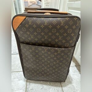 Well-loved, vintage LOUIS VUITTON Monogram Canvas Pegase Legere 55 Suitcase